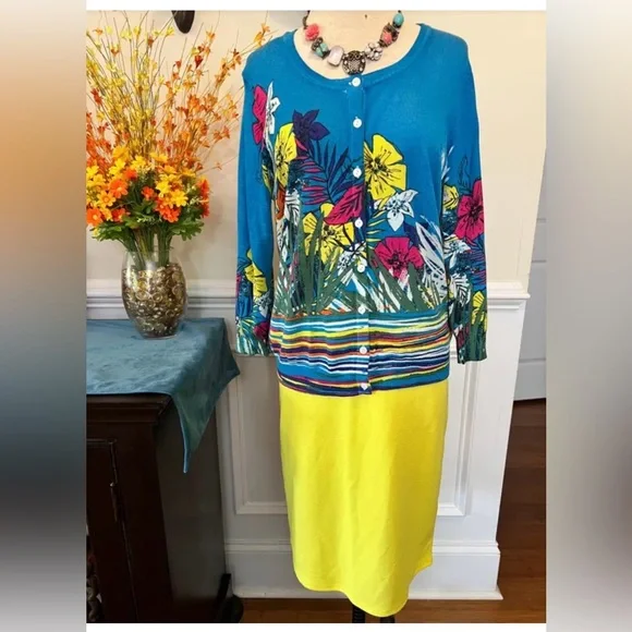 Joseph A Floral Knit Cardi - Picture 7 of 7